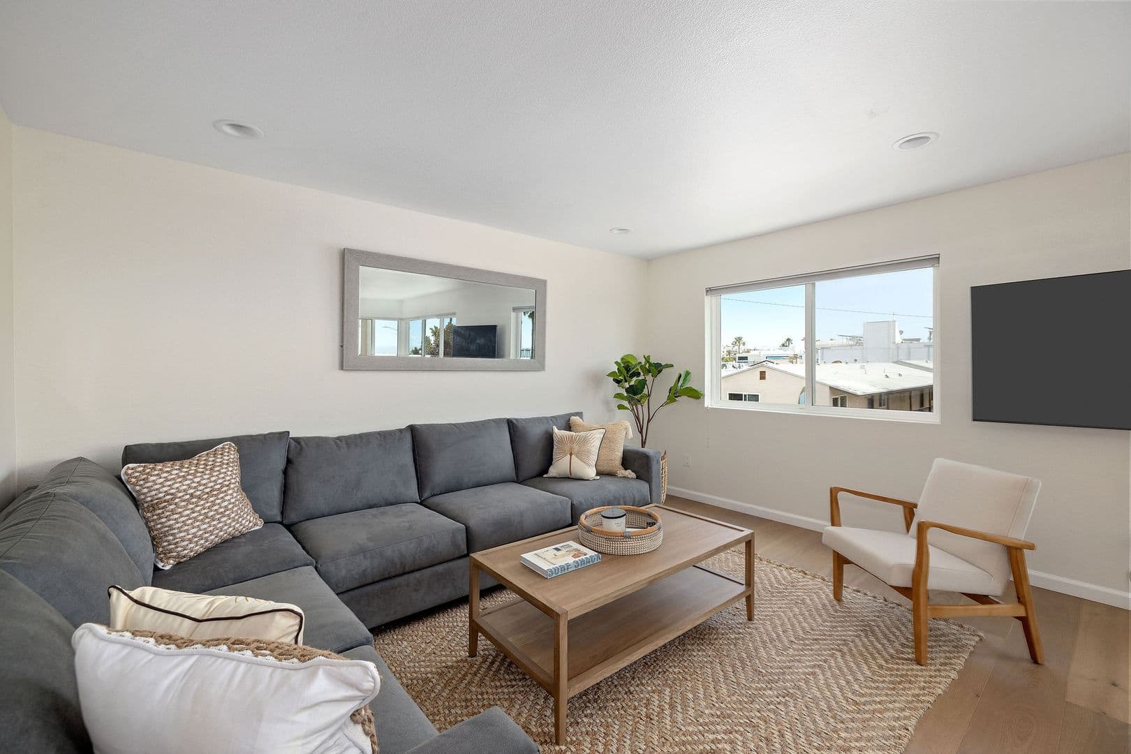 Hermosa Beach House: 49 15th Street #A