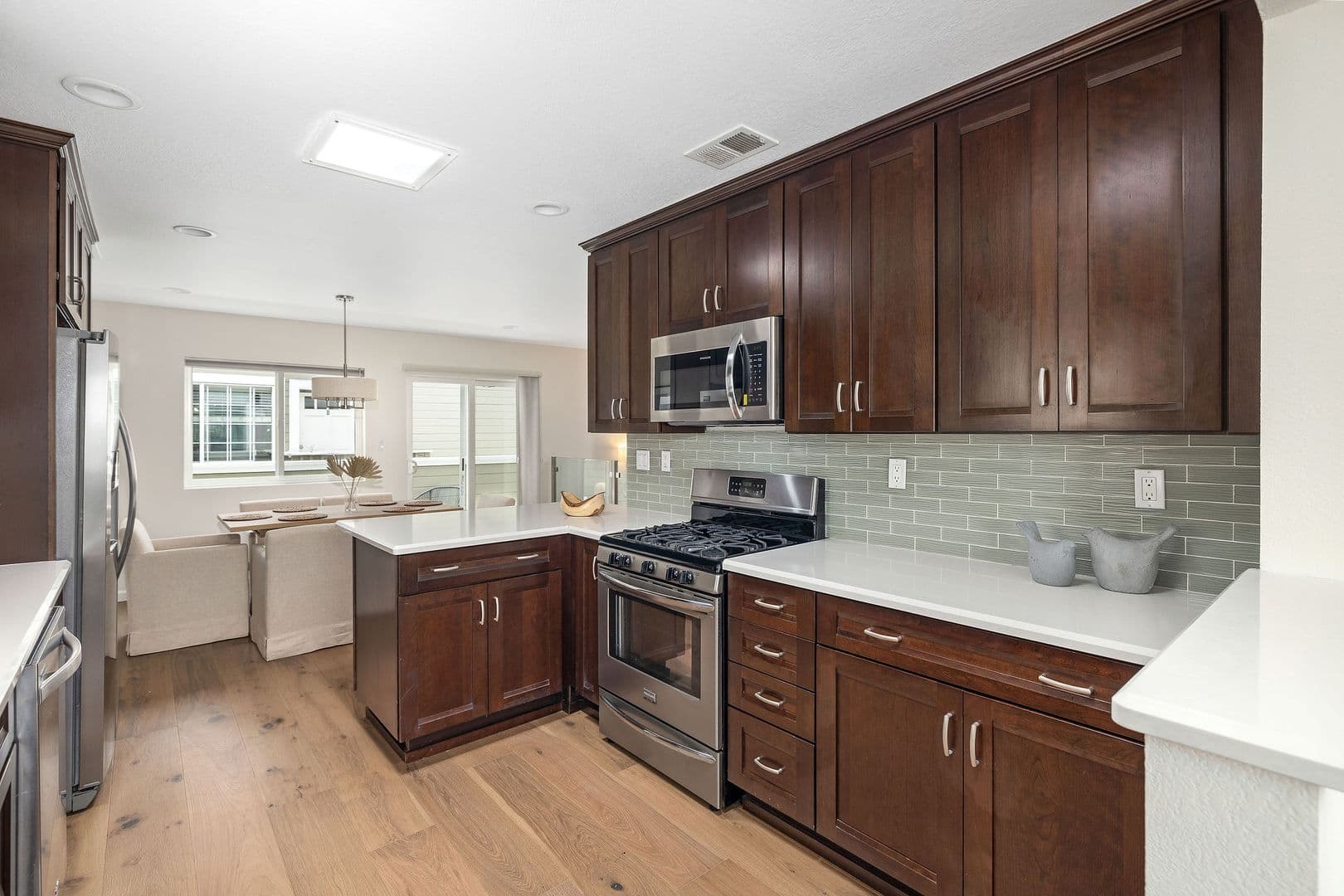 Hermosa Beach House: 49 15th Street #A