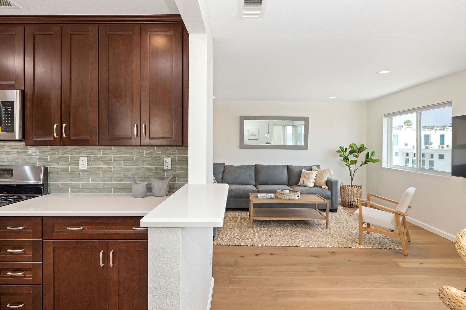 Hermosa Beach House: 49 15th Street #A