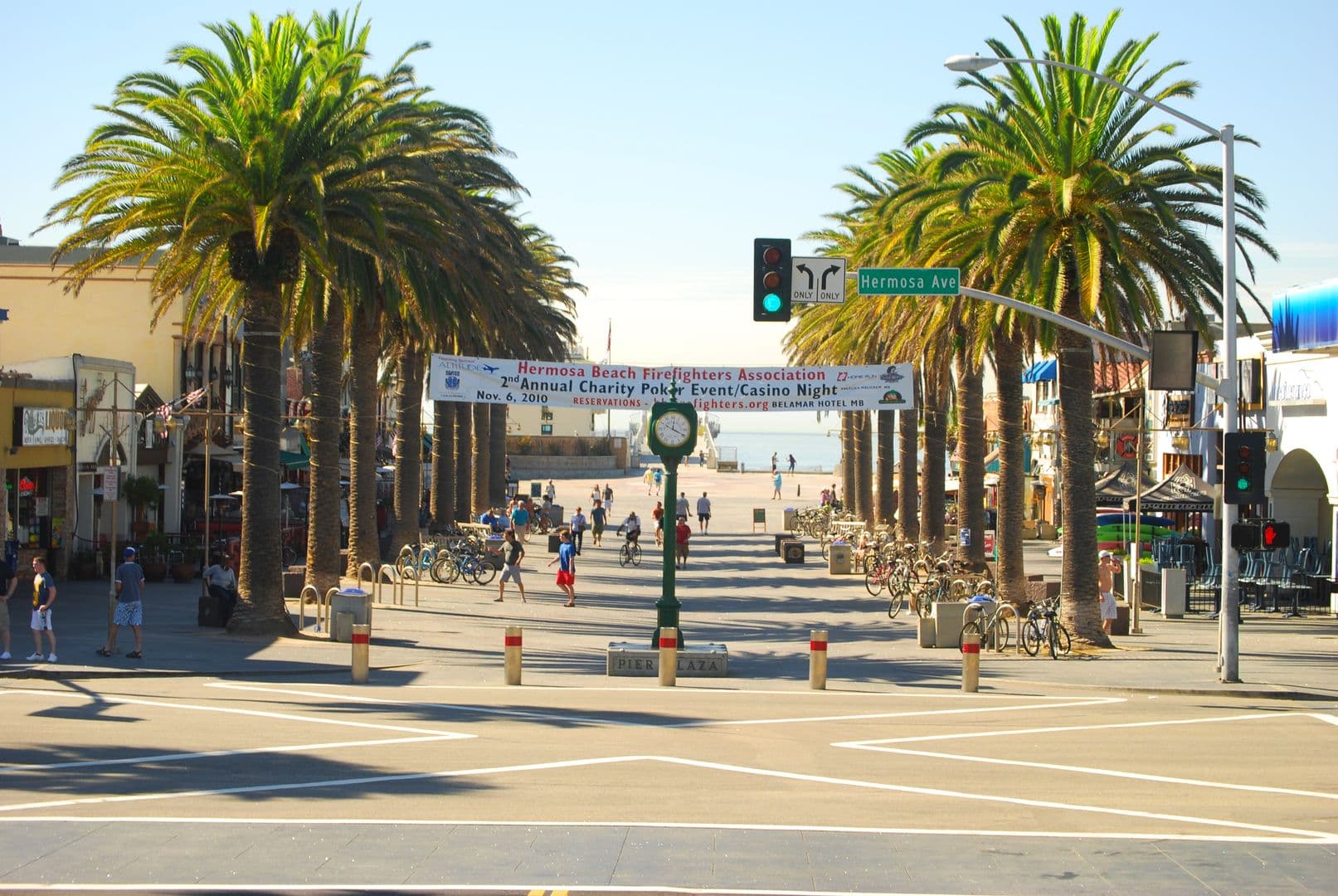 Hermosa Beach House: 49 15th Street #A
