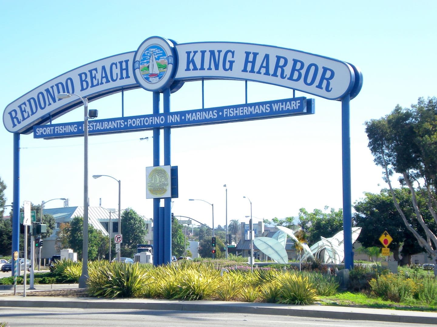 Redondo Beach Apartment: 1209 Amethyst Street
