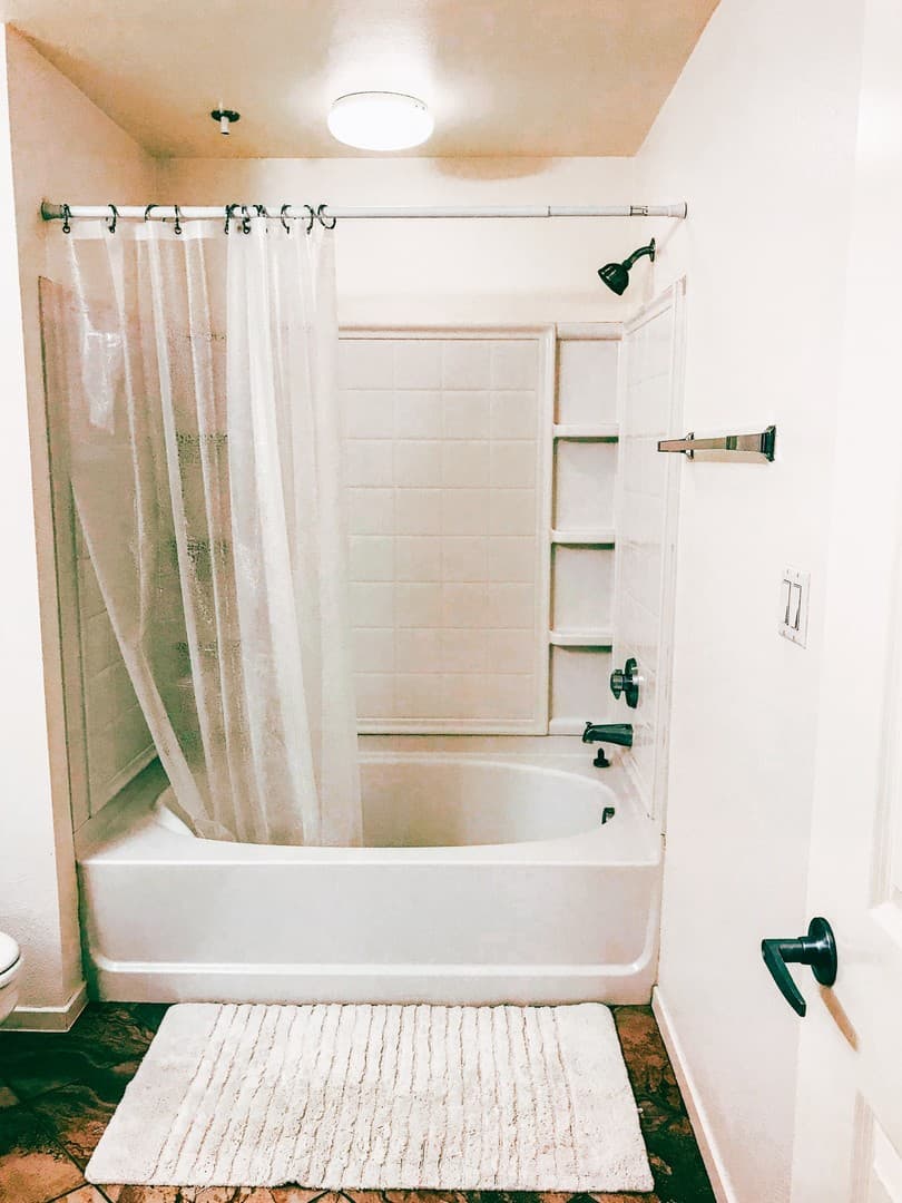 Playa Vista Condo: 6400 Crescent Park East #205