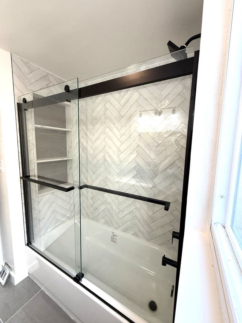 San Pedro Apartment: 953 18th Street