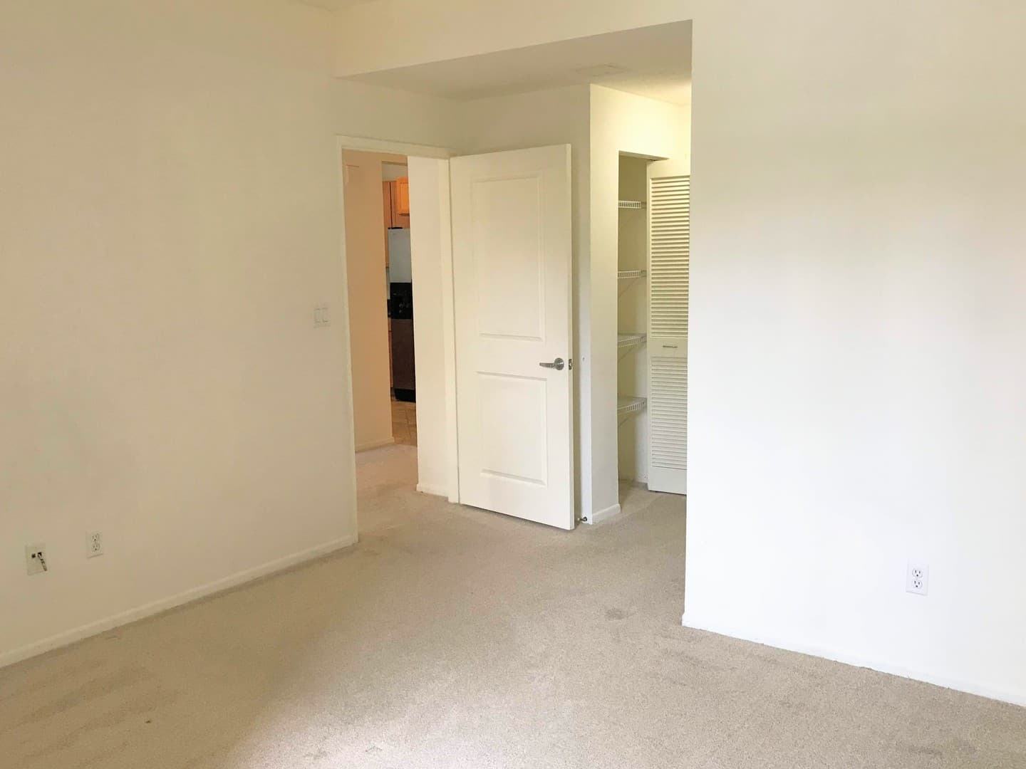 Playa Vista Condo: 6400 Crescent Park East #205