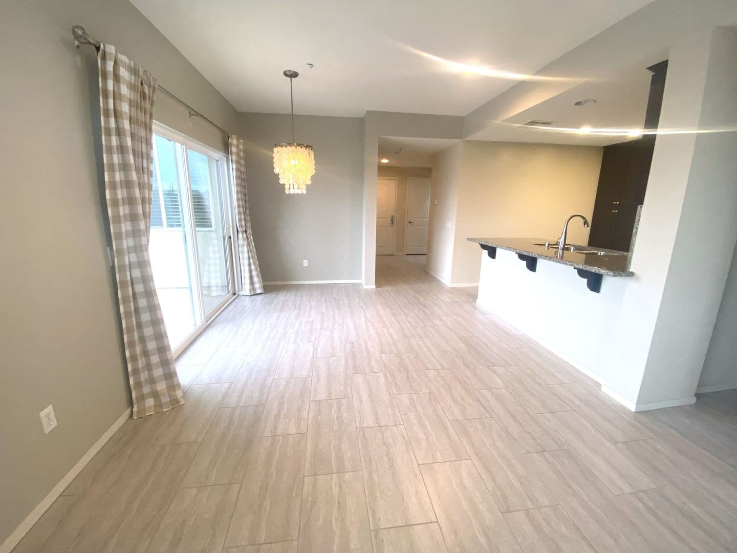 Hawthorne Condo: 13024 Union Avenue #301