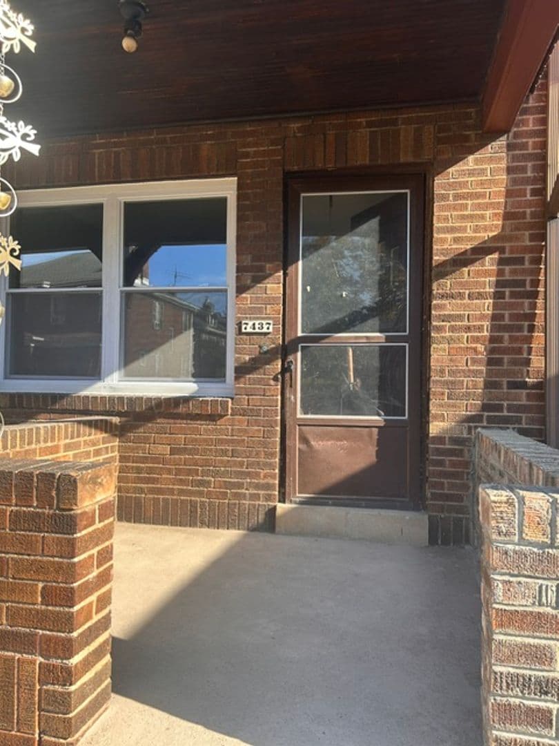 Pittsburgh Apartment: 7431-7437 Penfield Ct