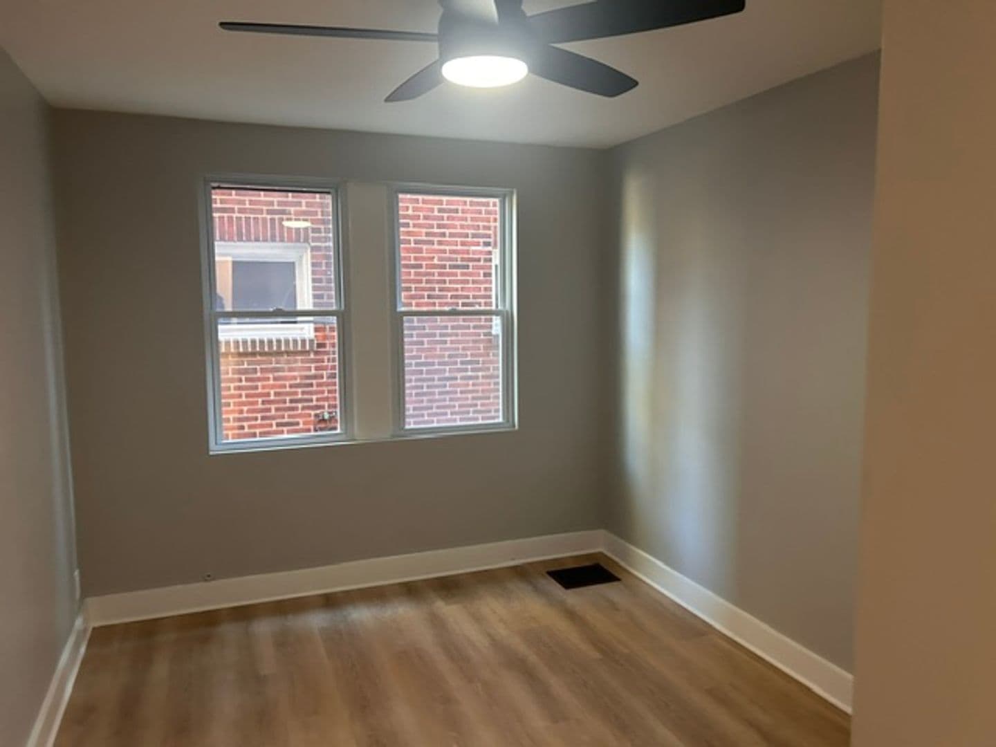 Pittsburgh Apartment: 7431-7437 Penfield Ct