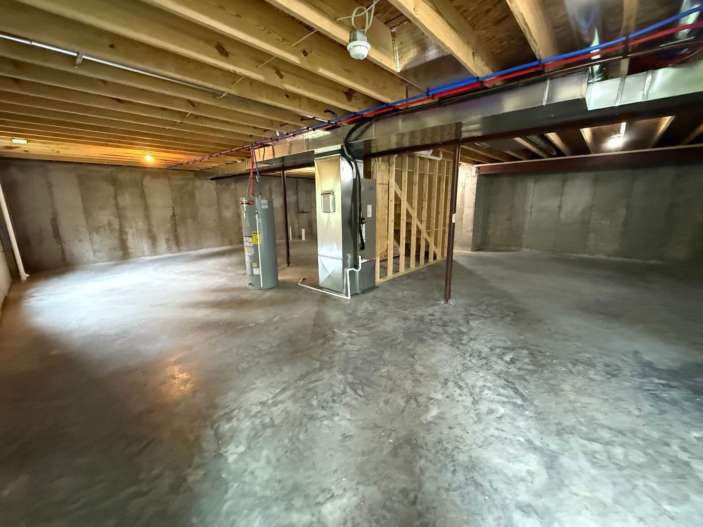 Labadie Townhome: 842 Lakeway Drive