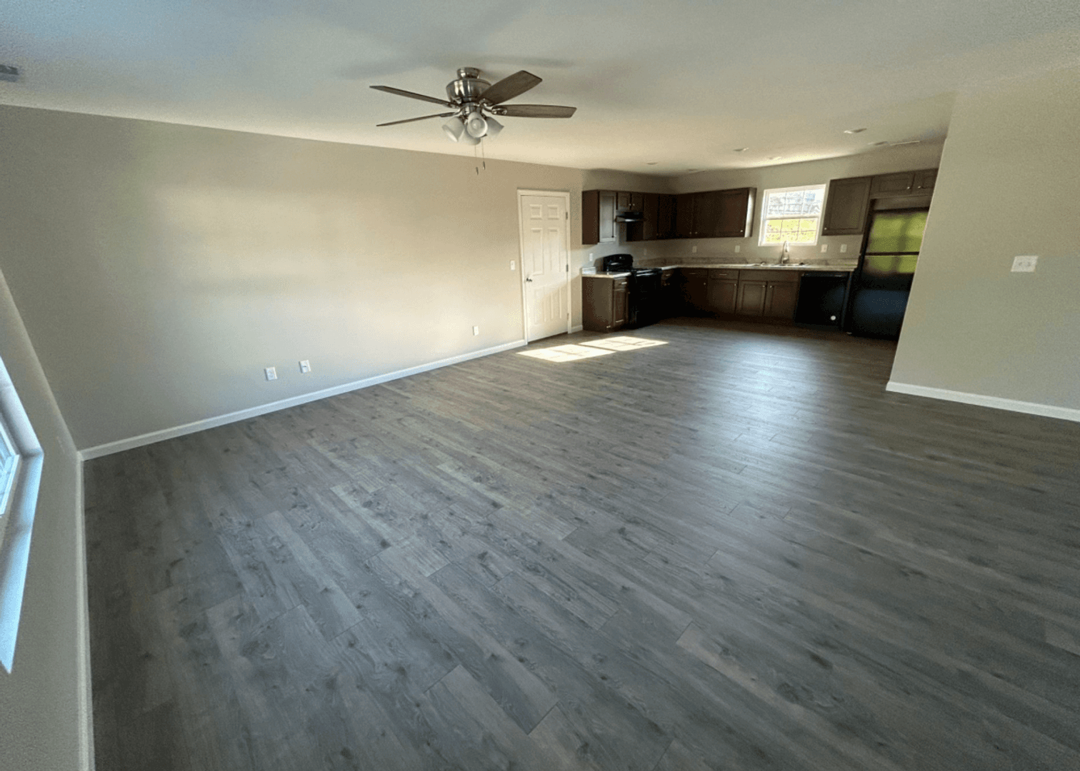 Marthasville Apartment: 4th and 5th Street