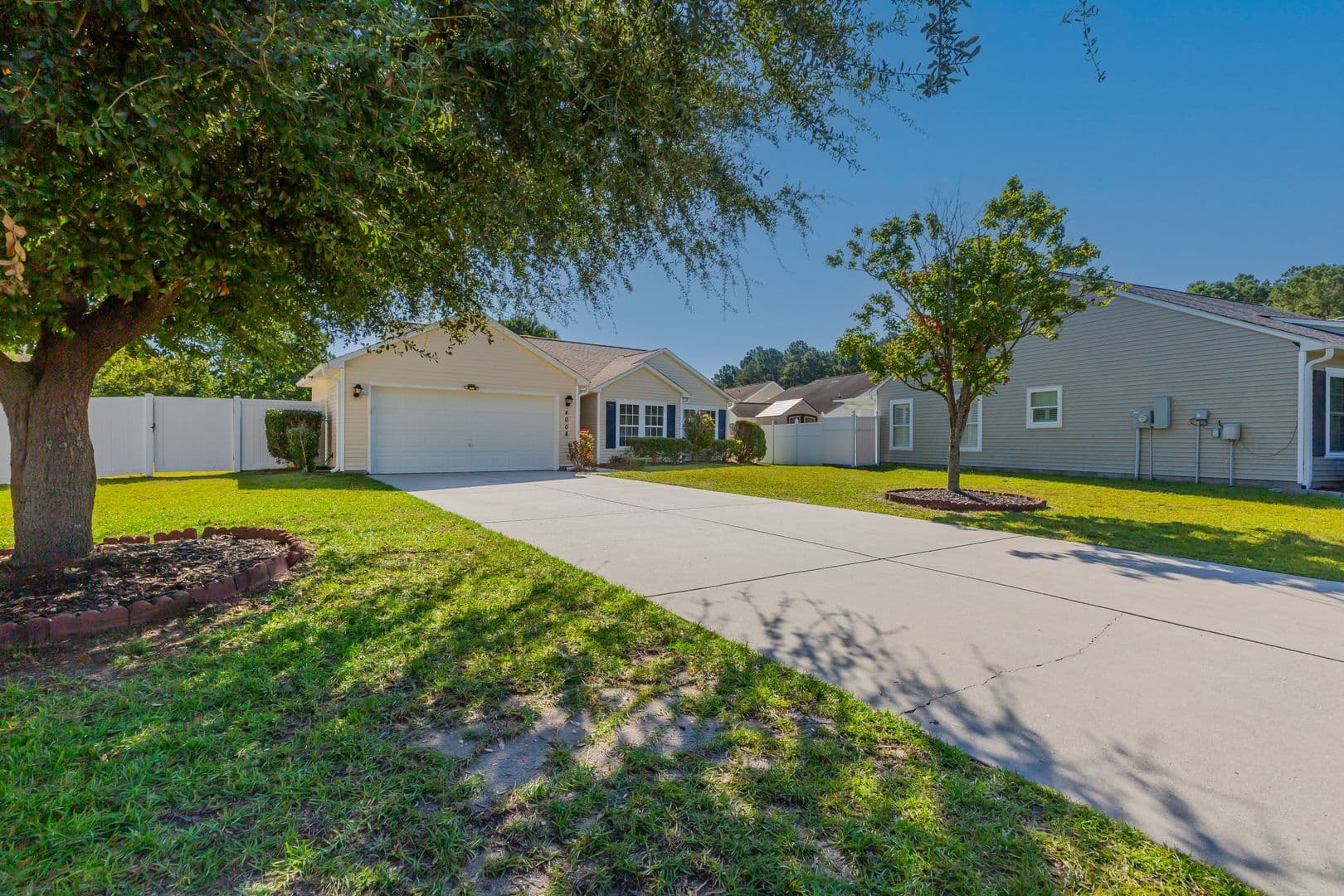 Myrtle Beach House: 4008 Scarlet Oak Court