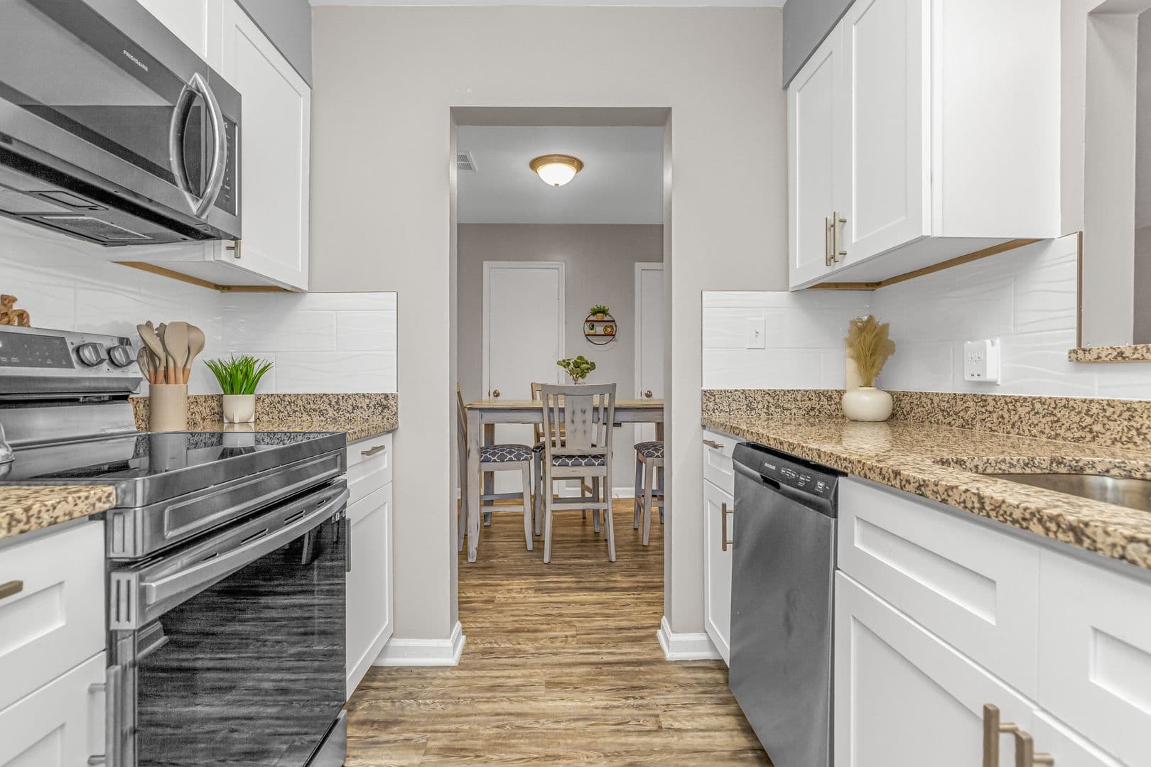 Myrtle Beach House: 403 71st Ave North