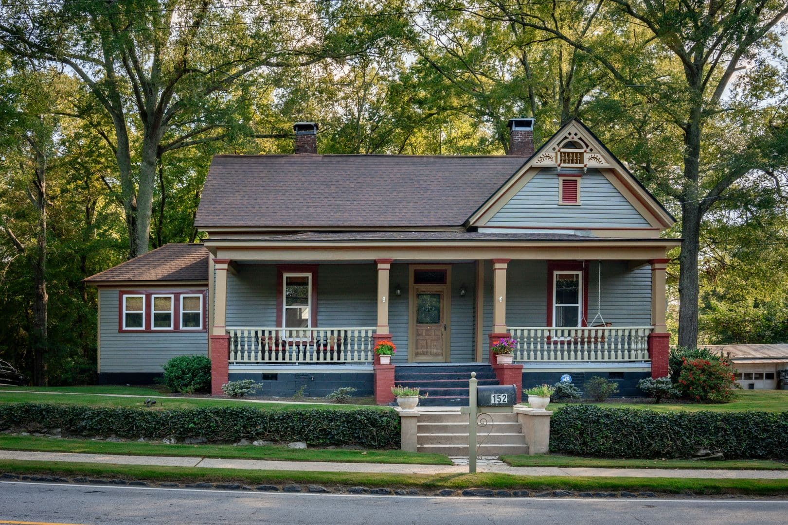 Fairburn House: 152-A Rivertown Rd
