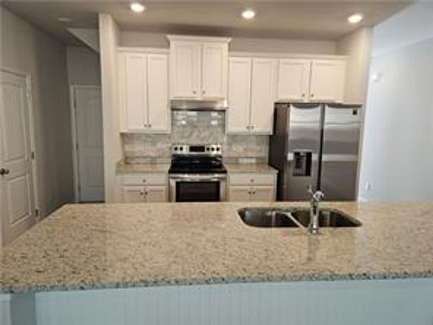 Holly Springs House: 220 Turner Lane