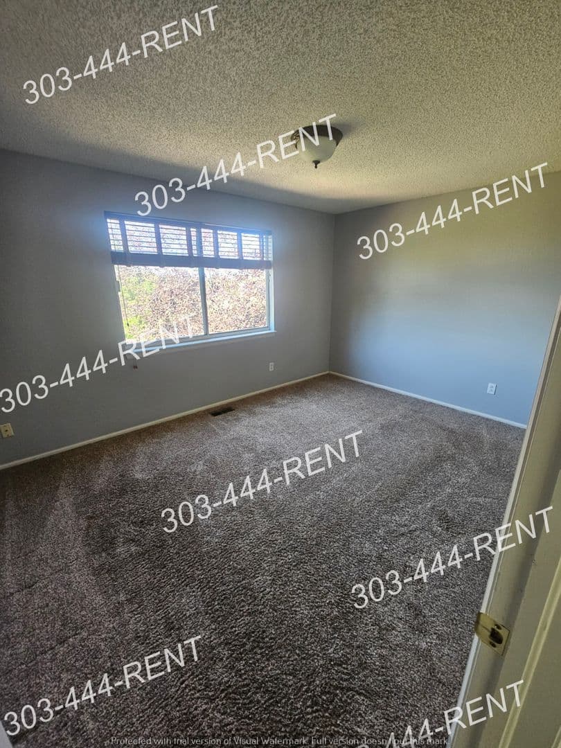 Thornton House: 4845 E 117th Avenue