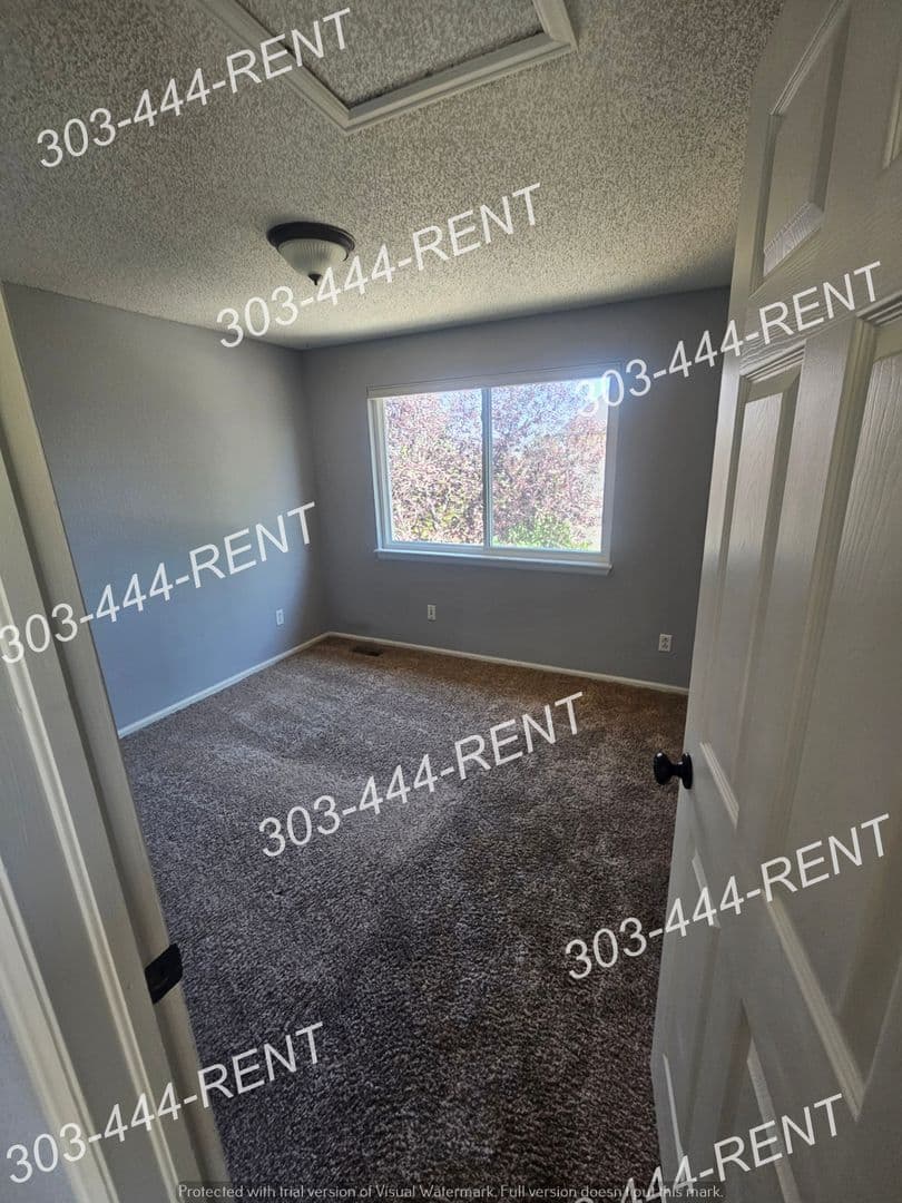 Thornton House: 4845 E 117th Avenue