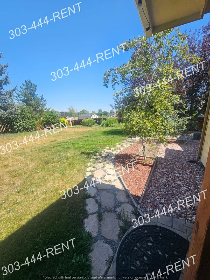 Thornton House: 4845 E 117th Avenue