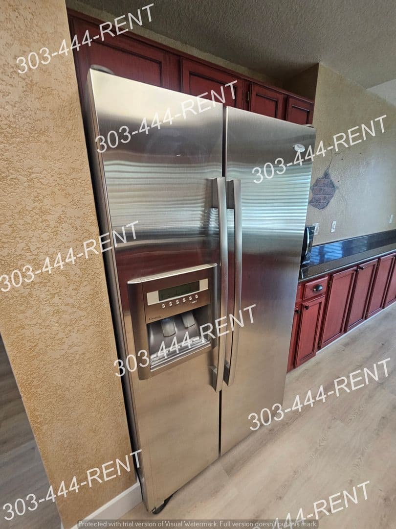 Thornton House: 4845 E 117th Avenue