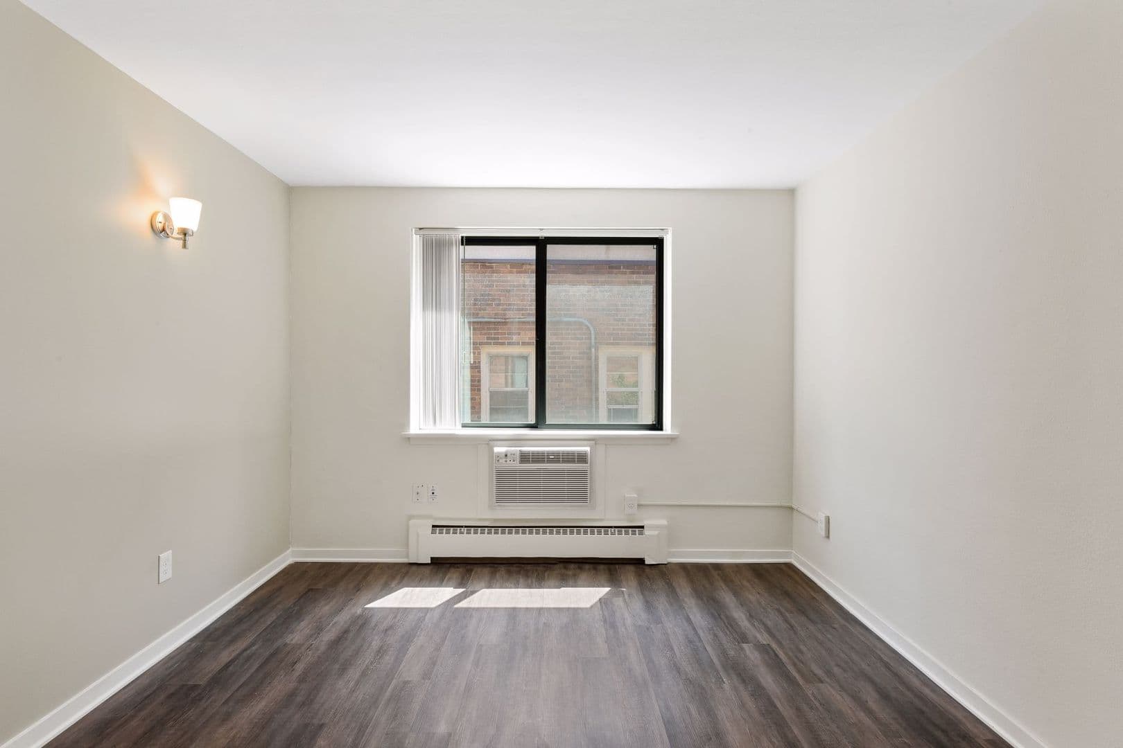 Minneapolis Apartment: 3441 Emerson Ave S
