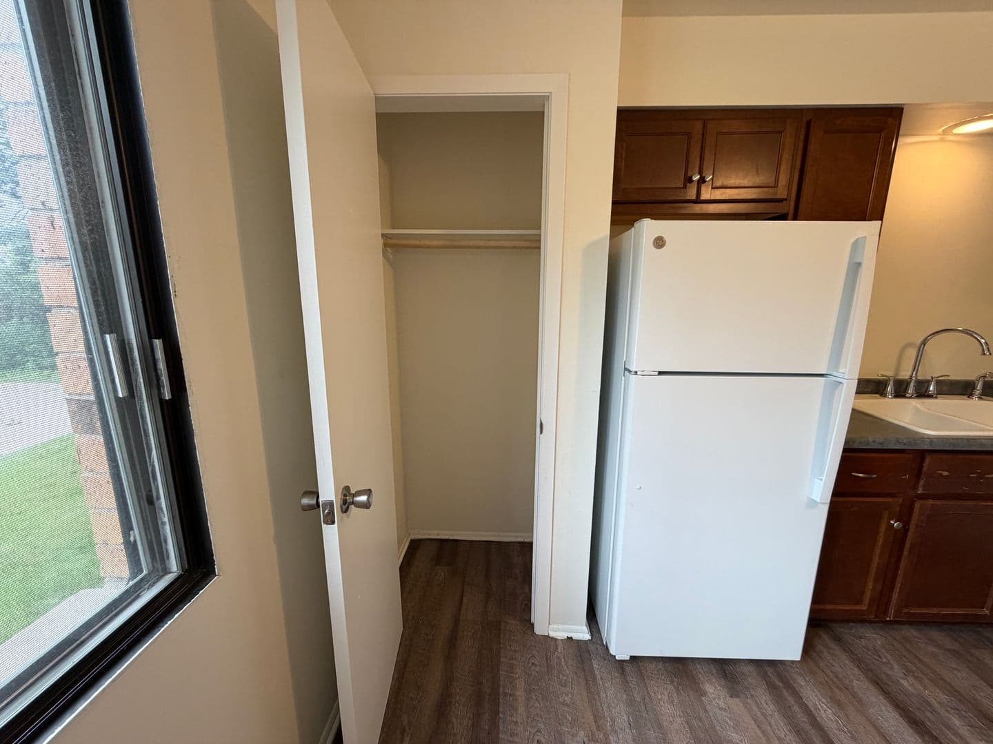 West Bend Apartment: 633 - 717 Imperial Ct