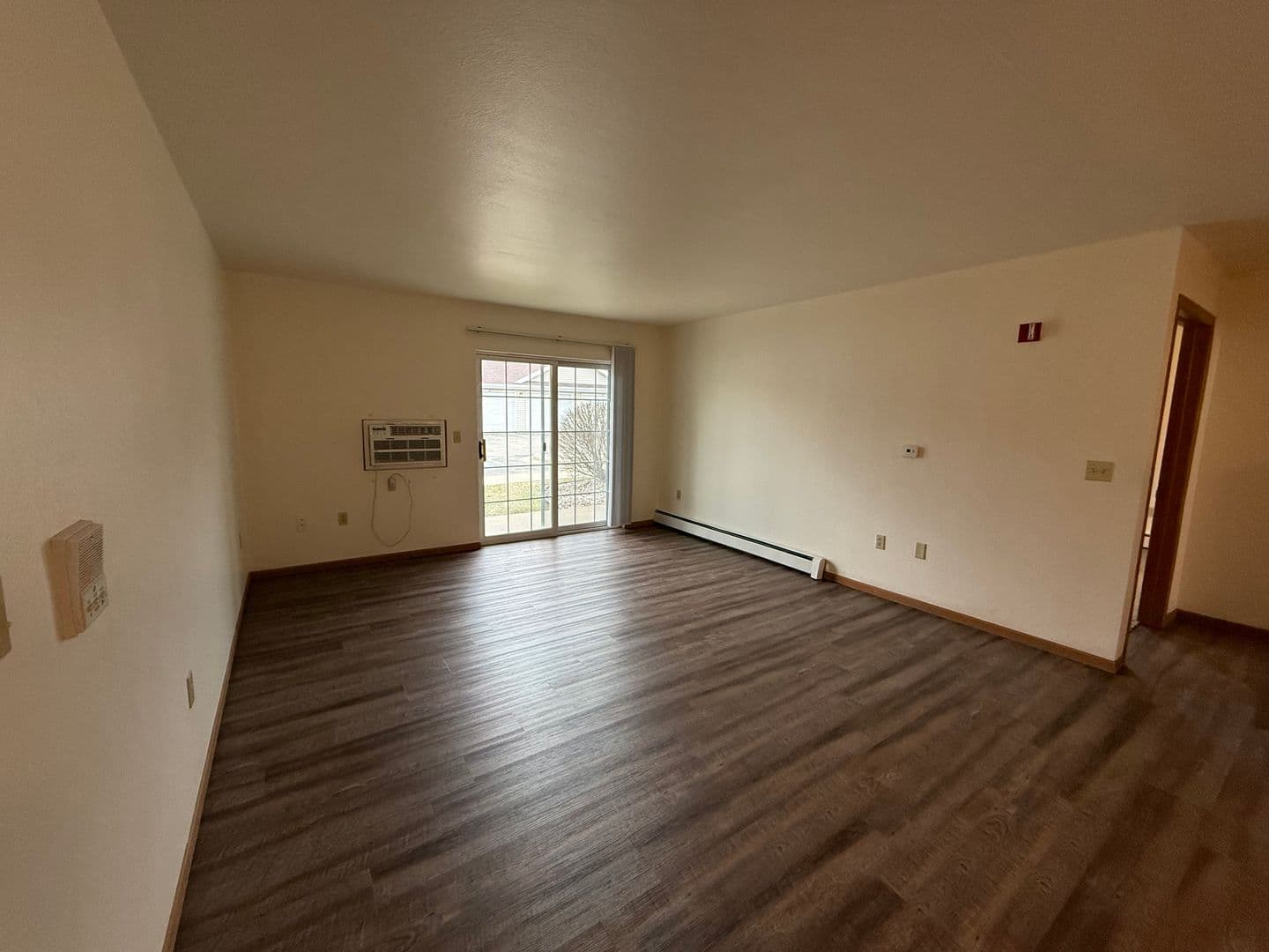 Slinger Apartment: 313 & 323 James St