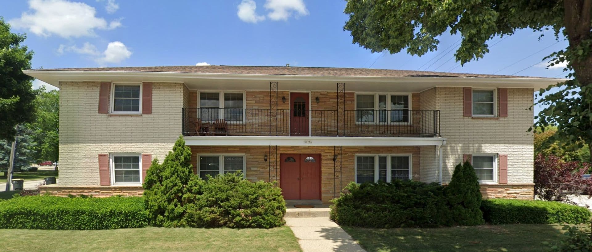 Wauwatosa Apartment: 11934 W North Ave