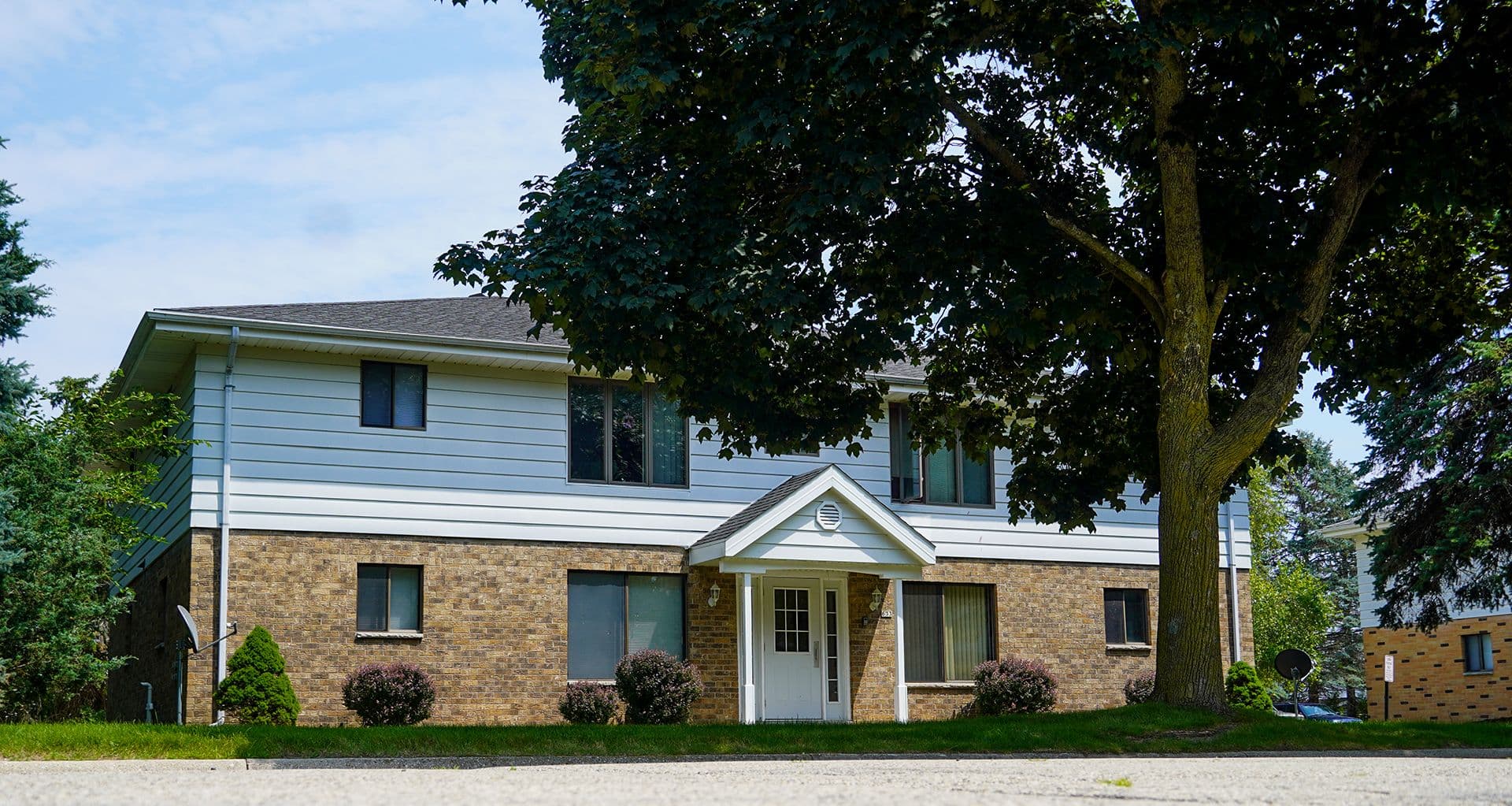 West Bend Apartment: 633 - 717 Imperial Ct