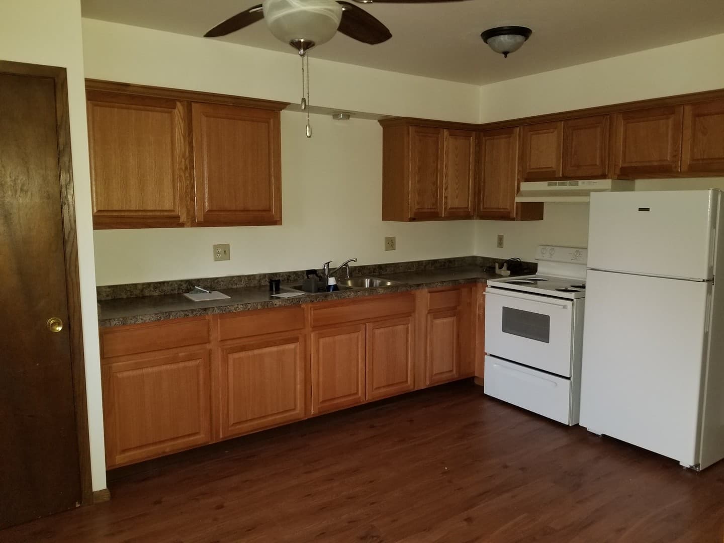 West Bend Apartment: 619 - 625 Imperial Ct