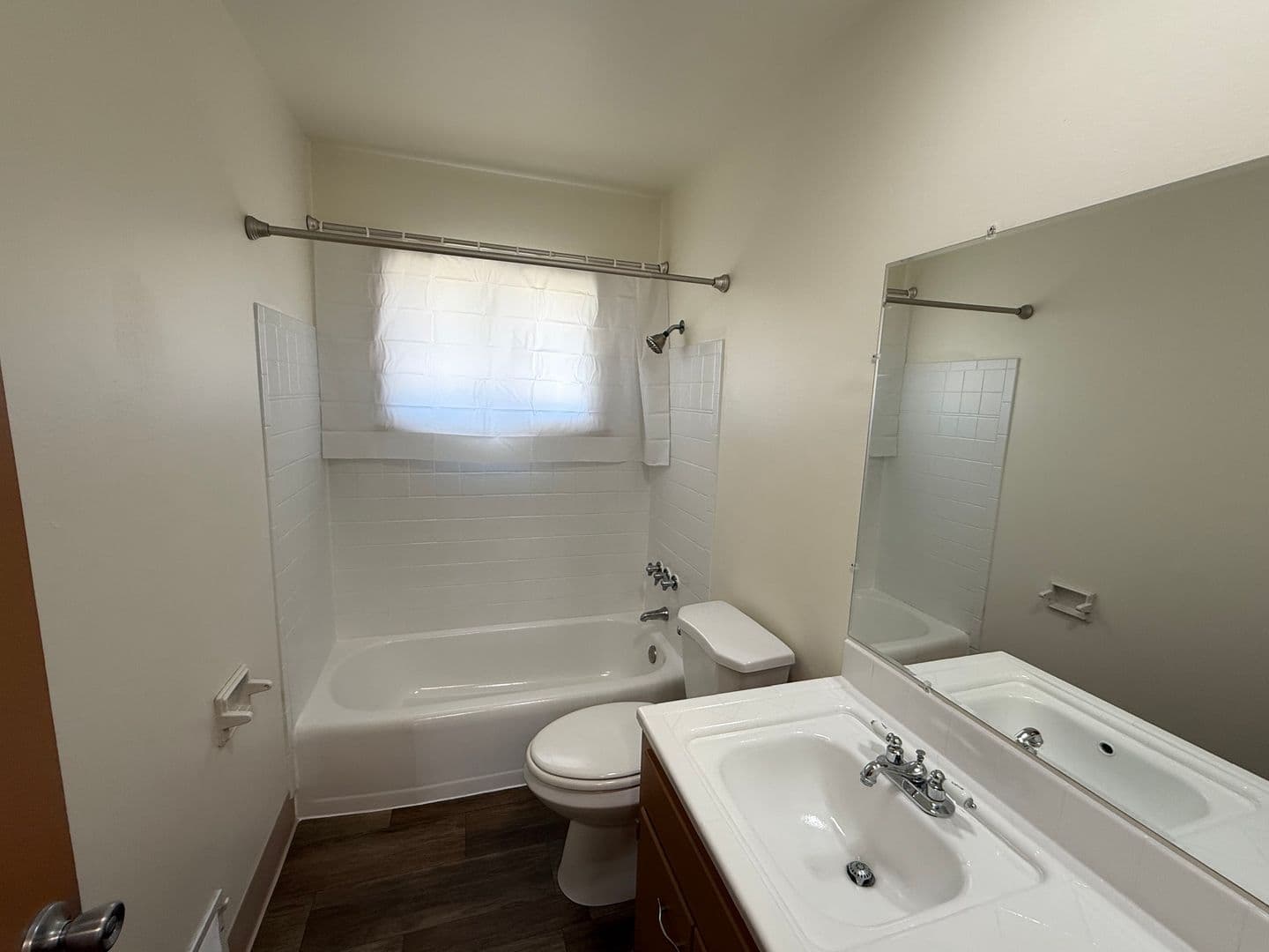 Wauwatosa Apartment: 11934 W North Ave