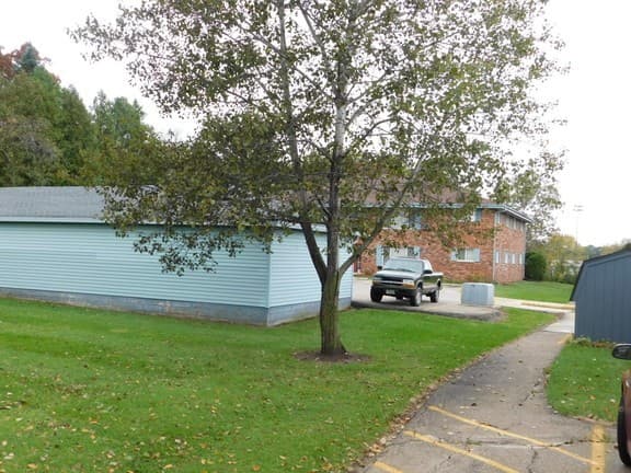 Waterford Apartment: 730 S. 1st St, 731-739 N. River Rd