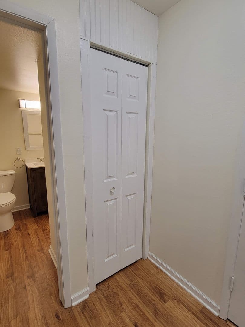 Fond du Lac Apartment: 137 E. Division St