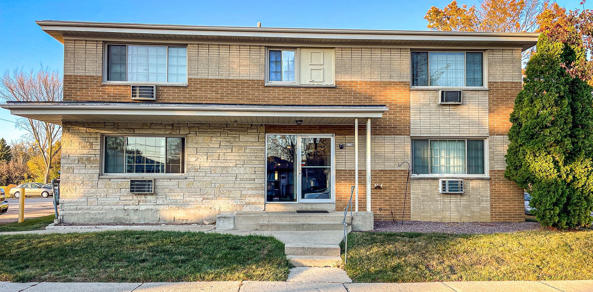 St. Francis Apartment: 2738 E. Bolivar Ave