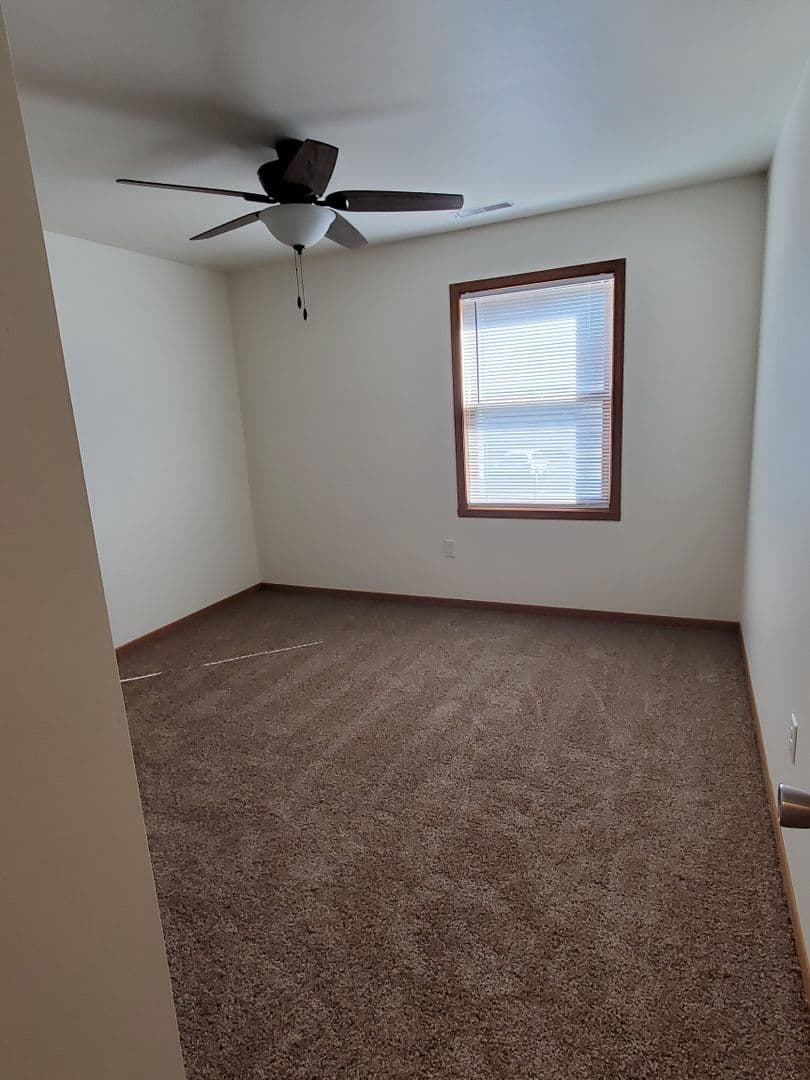 Winneconne Apartment: 25-33 S. 7th Ave & 719 E. Main St