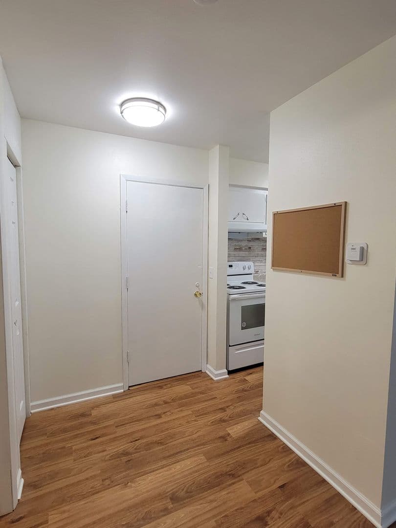 Fond du Lac Apartment: 137 E. Division St