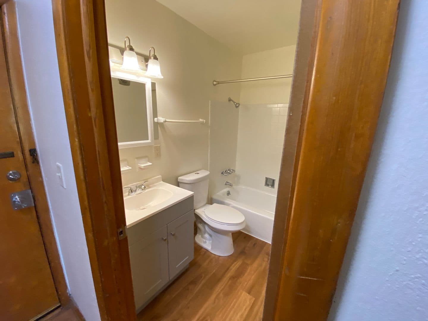 St. Francis Apartment: 2738 E. Bolivar Ave