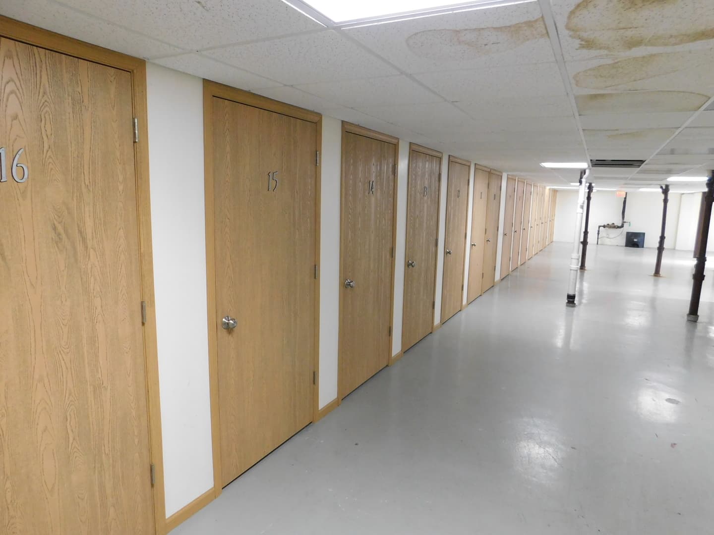 West Bend Apartment: 209-215 Roosevelt Drive
