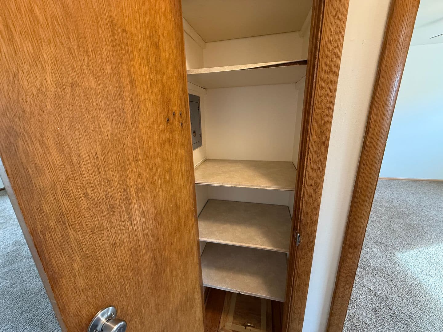 Menomonee Falls Apartment: N88W14915 Jefferson Ave