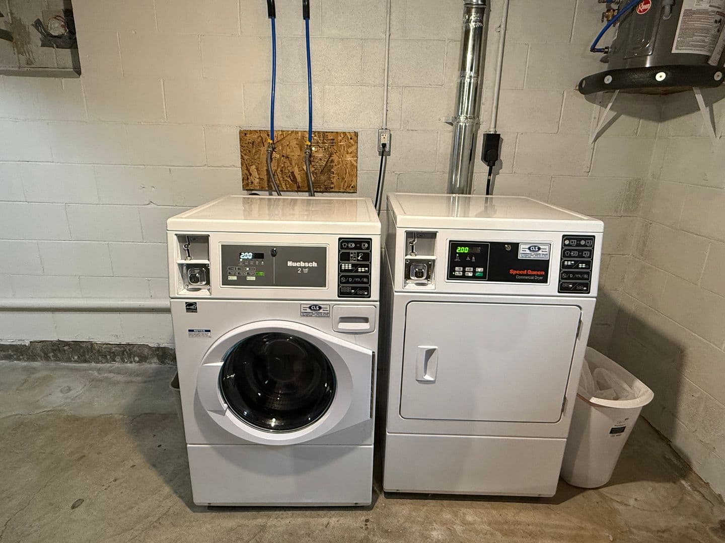 Menomonee Falls Apartment: N88W14915 Jefferson Ave