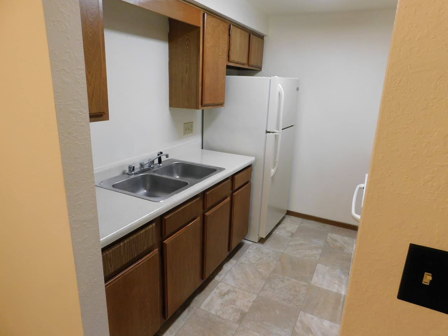 Sheboygan Apartment: 3430-3432-3434 S. 12th St.