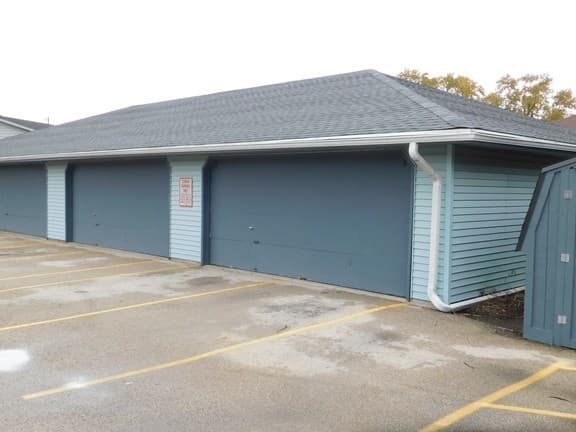 Waterford Apartment: 730 S. 1st St, 731-739 N. River Rd