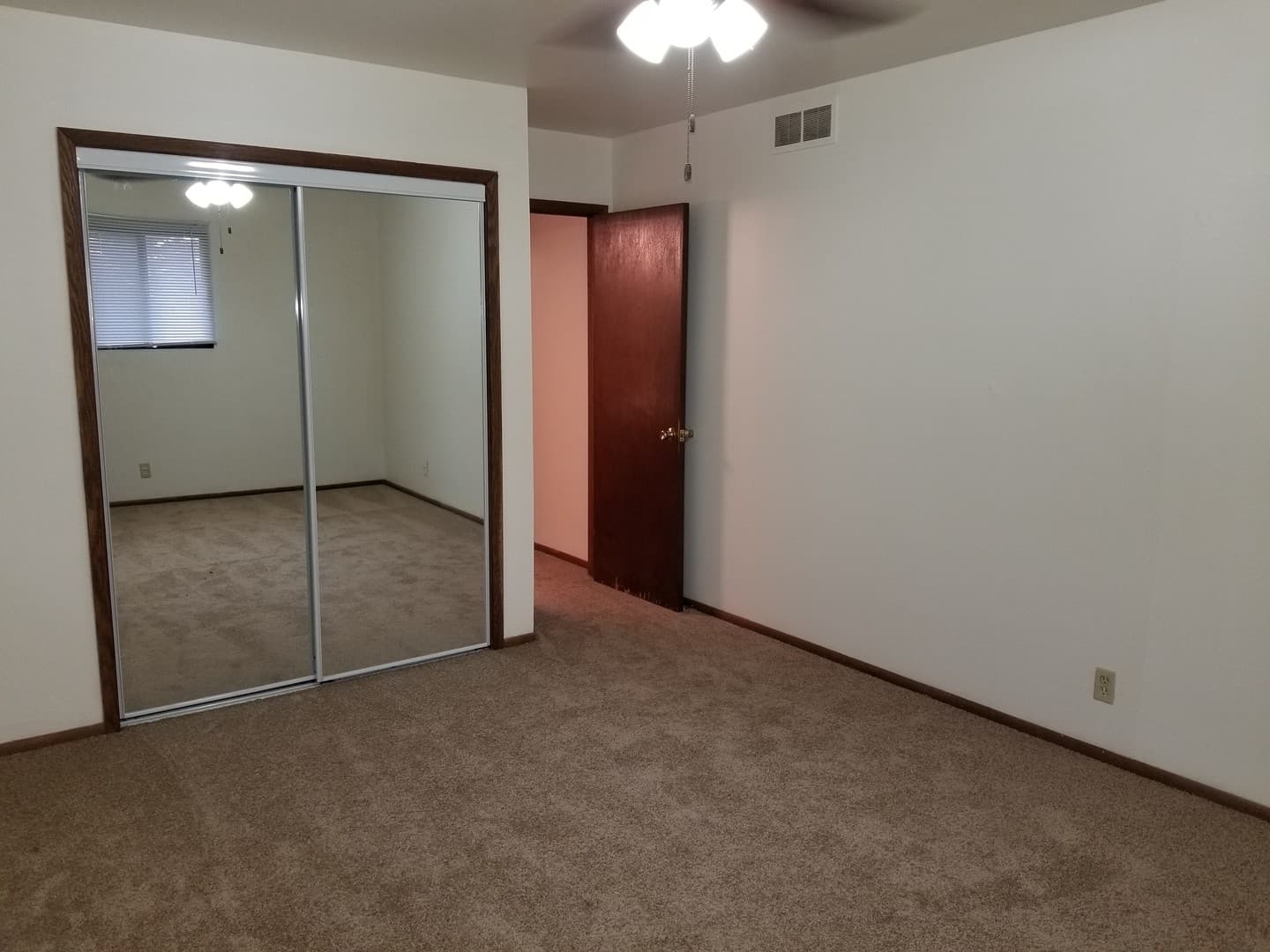 West Bend Apartment: 619 - 625 Imperial Ct