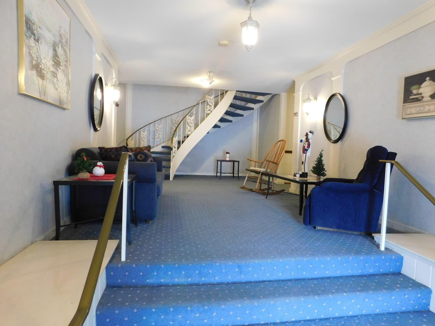 Manitowoc Apartment: 1901 Waldo Blvd