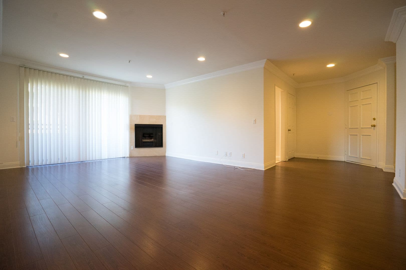 LOS ANGELES Apartment: 1508 VETERAN AVE.