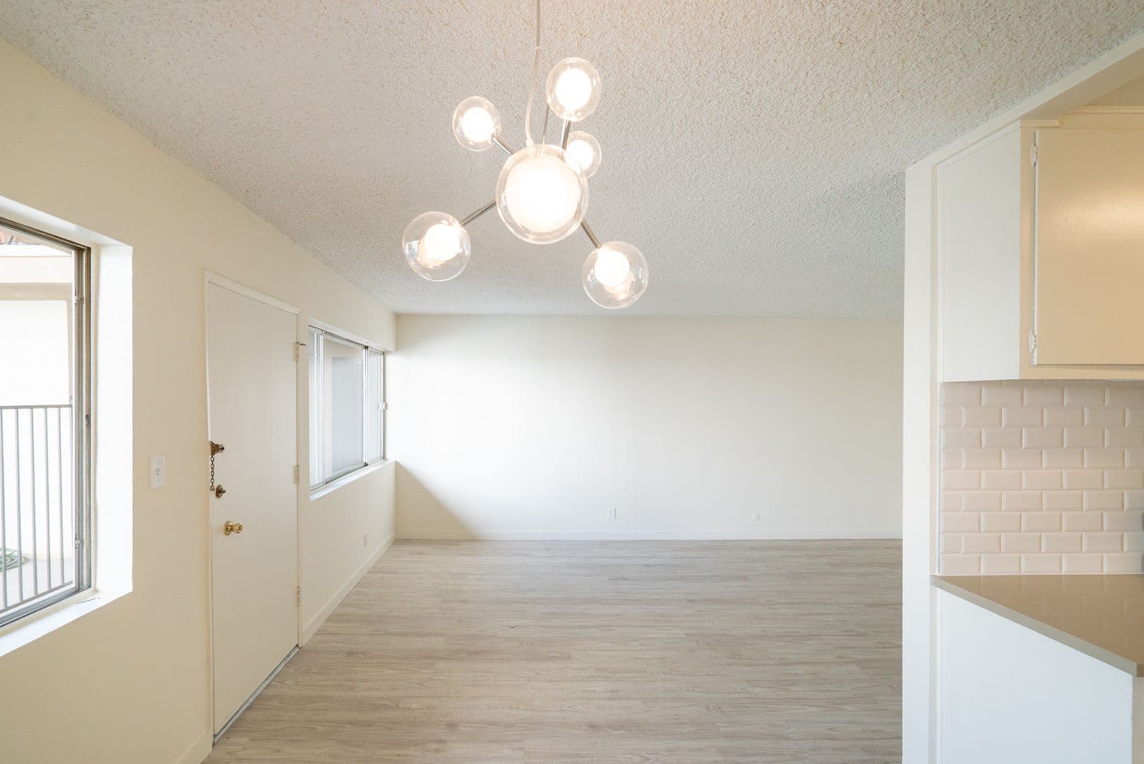 WEST HOLLYWOOD Apartment: 7548 HAMPTON AVE.