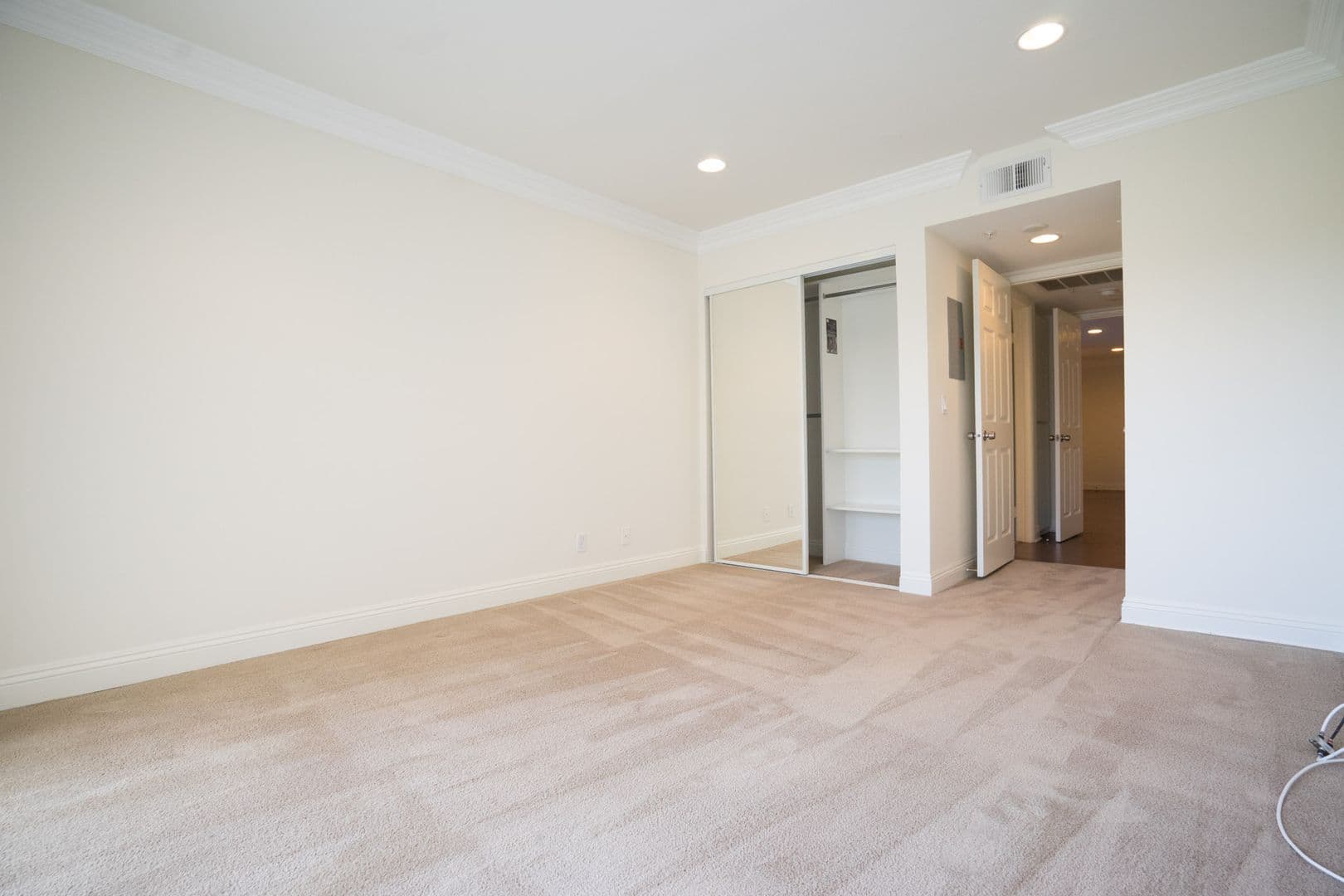 LOS ANGELES Apartment: 1508 VETERAN AVE.