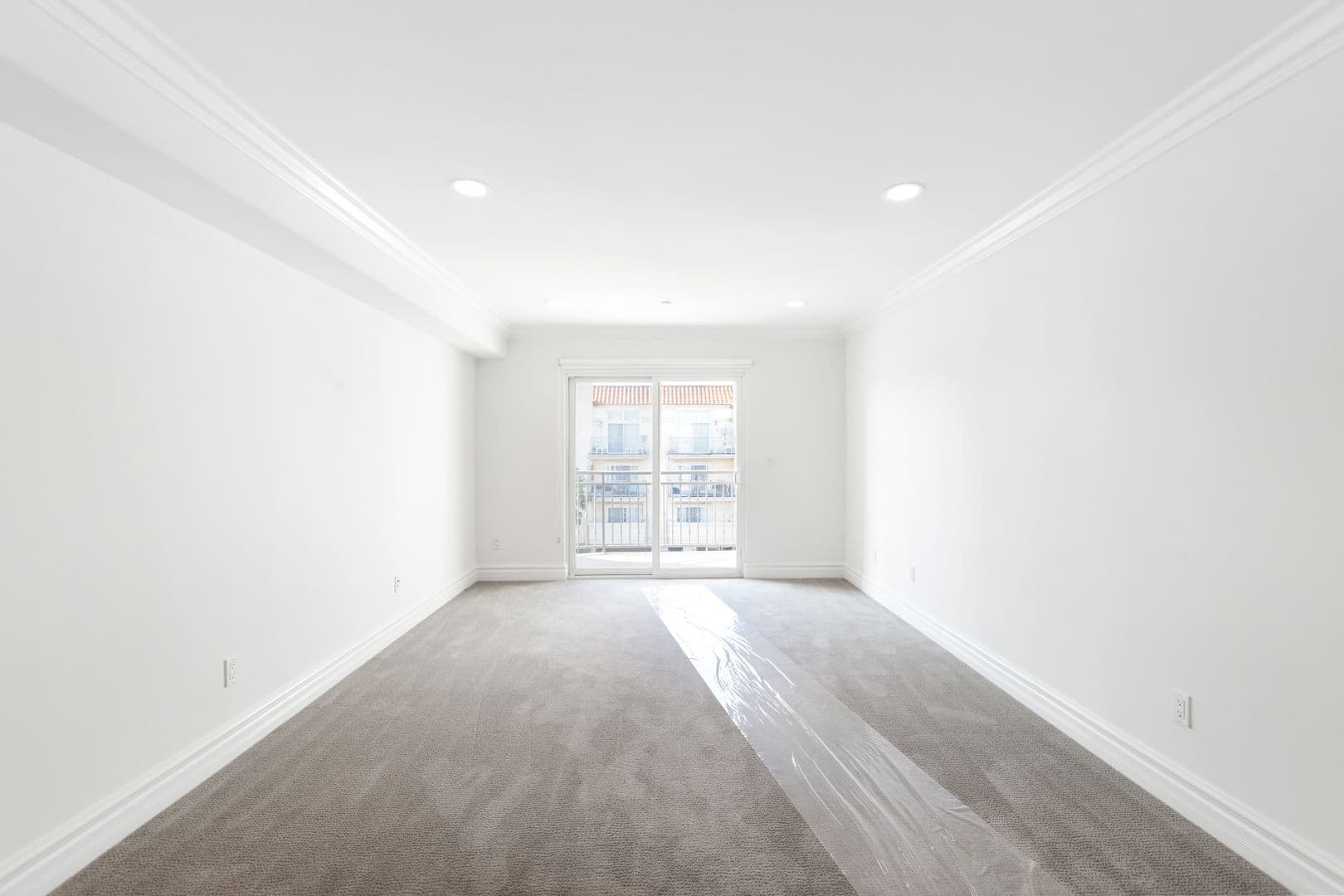 LOS ANGELES Apartment: 8610 CHALMERS DRIVE