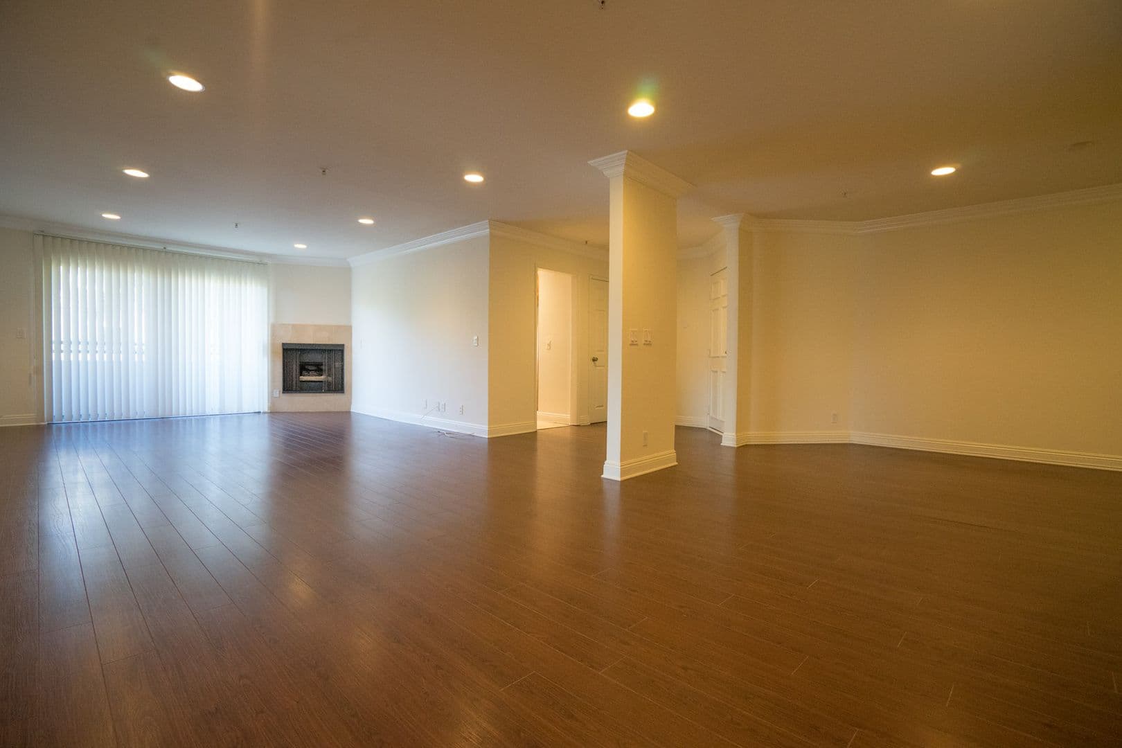 LOS ANGELES Apartment: 1508 VETERAN AVE.