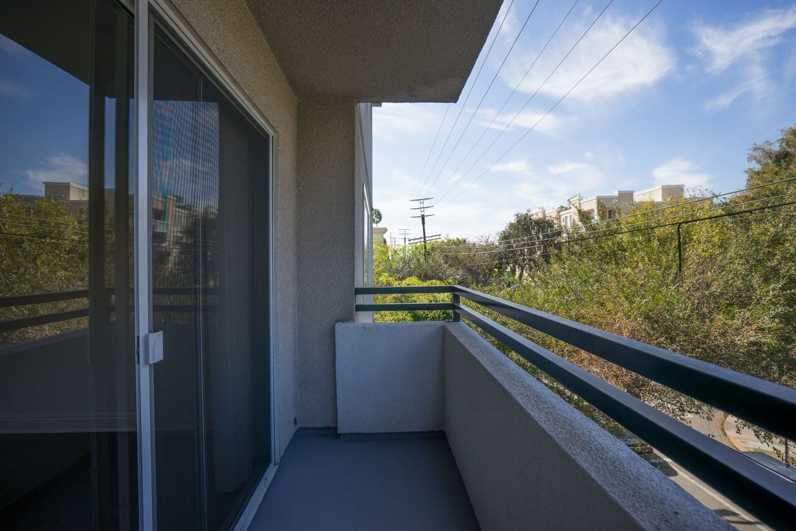 LOS ANGELES Apartment: 1508 VETERAN AVE.