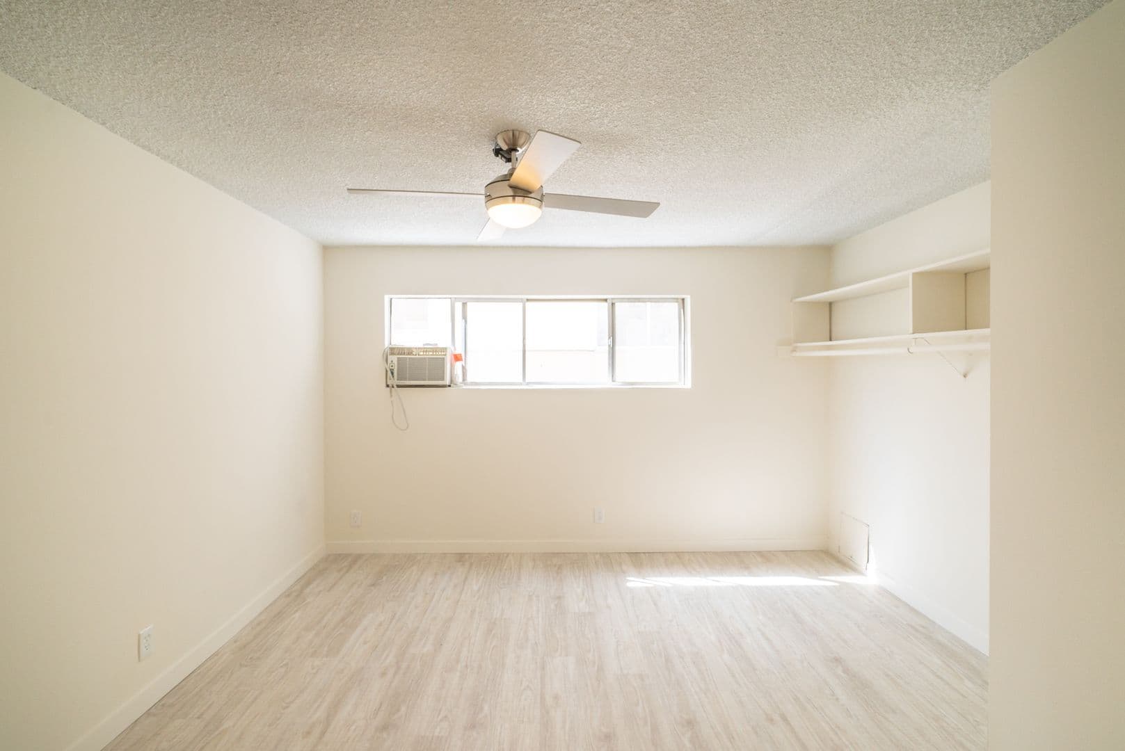 WEST HOLLYWOOD Apartment: 7548 HAMPTON AVE.