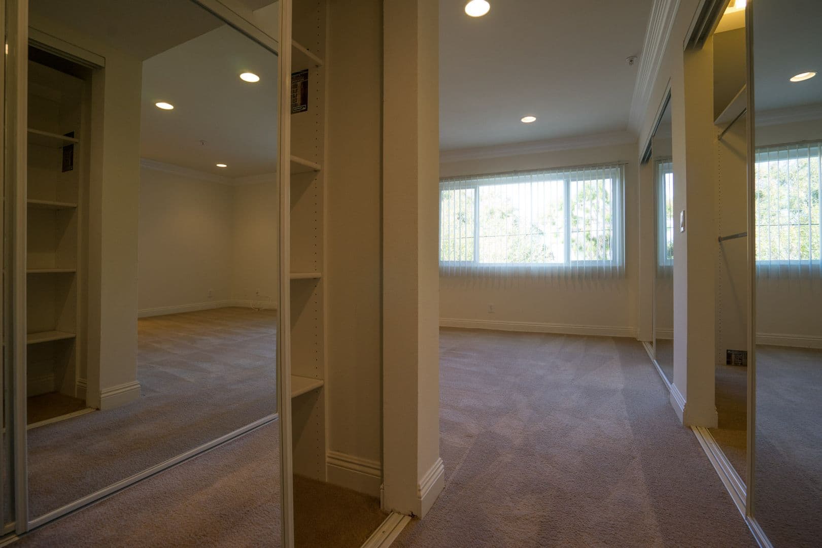 LOS ANGELES Apartment: 1508 VETERAN AVE.