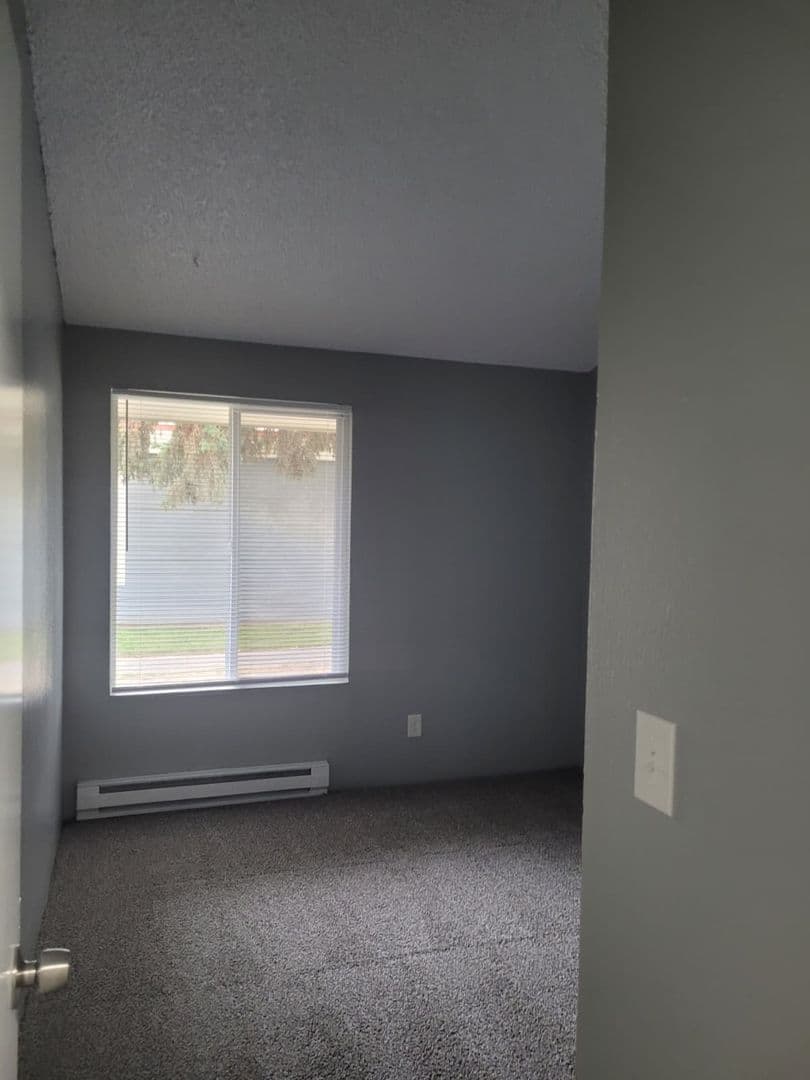 Kennewick Apartment: 505 S. Olympia St